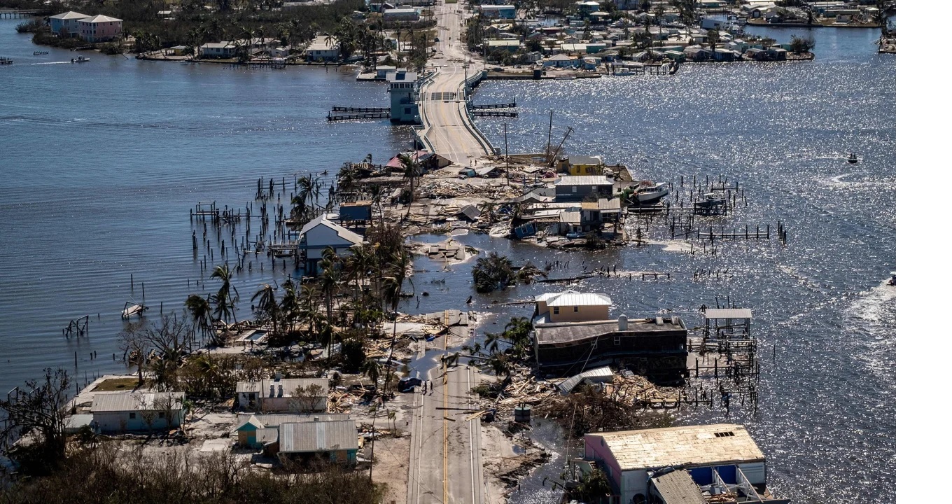 Khu phố Matlacha bị phá hủy sau khi cơn bão Ian càn quét Fort Myers, Florida (Mỹ) vào tháng 9-2022. Nguồn: CNN