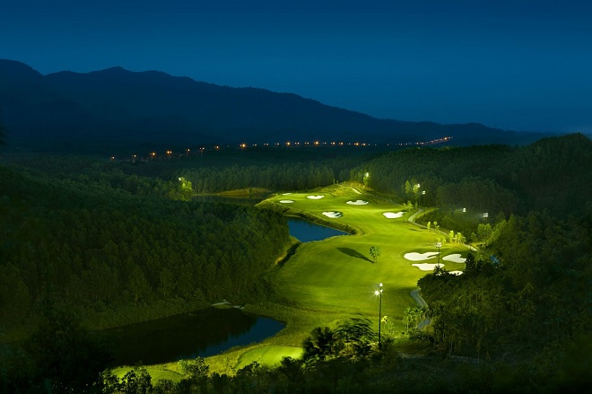 Hệ thống chiếu sáng ban đêm hiện đại của Ba Na Hills Golf Club.