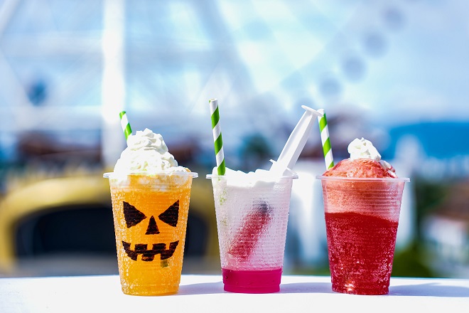 Không thể bỏ qua những ly đồ uống hấp dẫn mang chủ đề Halloween.