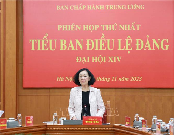 Tiểu ban Điều lệ Đảng Đại hội đại biểu toàn quốc lần thứ XIV tiến hành Phiên họp thứ nhất