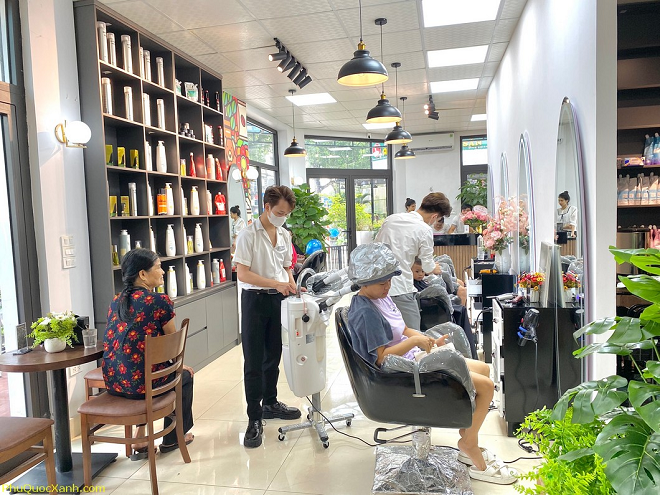 Shiny Hair & Spa - Tự hào là địa chỉ làm đẹp uy tín hàng đầu Hà Nội