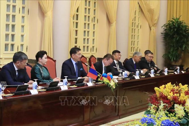 Tổng thống Mông Cổ Ukhnaagiin Khurelsukh phát biểu. Ảnh: TTXVN