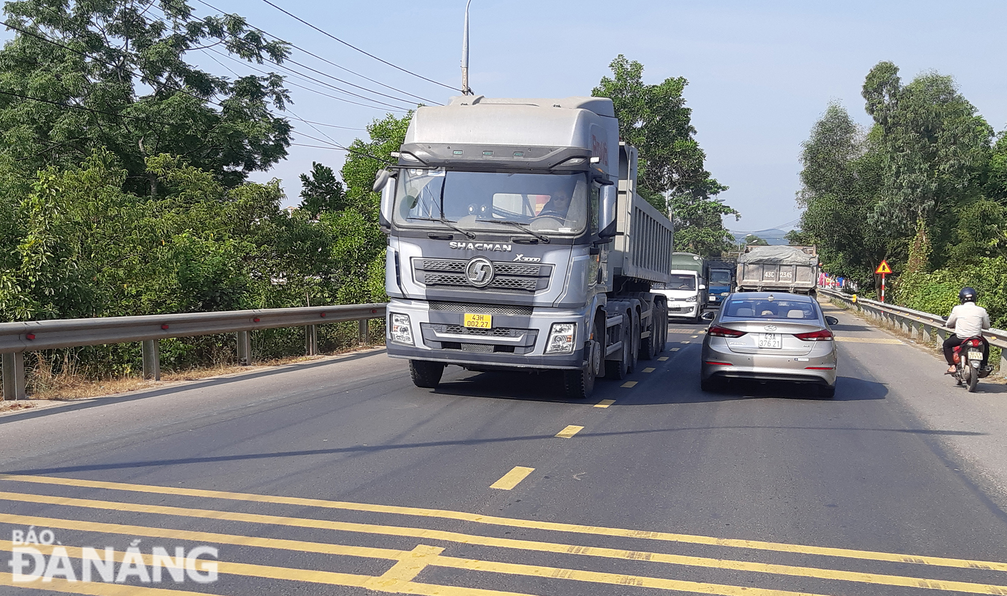 A bypass route to south of the Hai Van Tunnel. Photo: THANH LAN