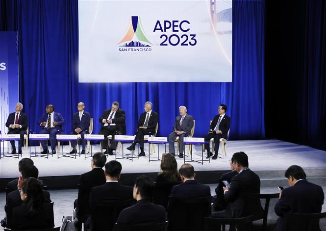 Chủ tịch nước Võ Văn Thưởng dự Đối thoại giữa các Nhà lãnh đạo APEC với ABAC. Ảnh: Thống Nhất - TTXVN