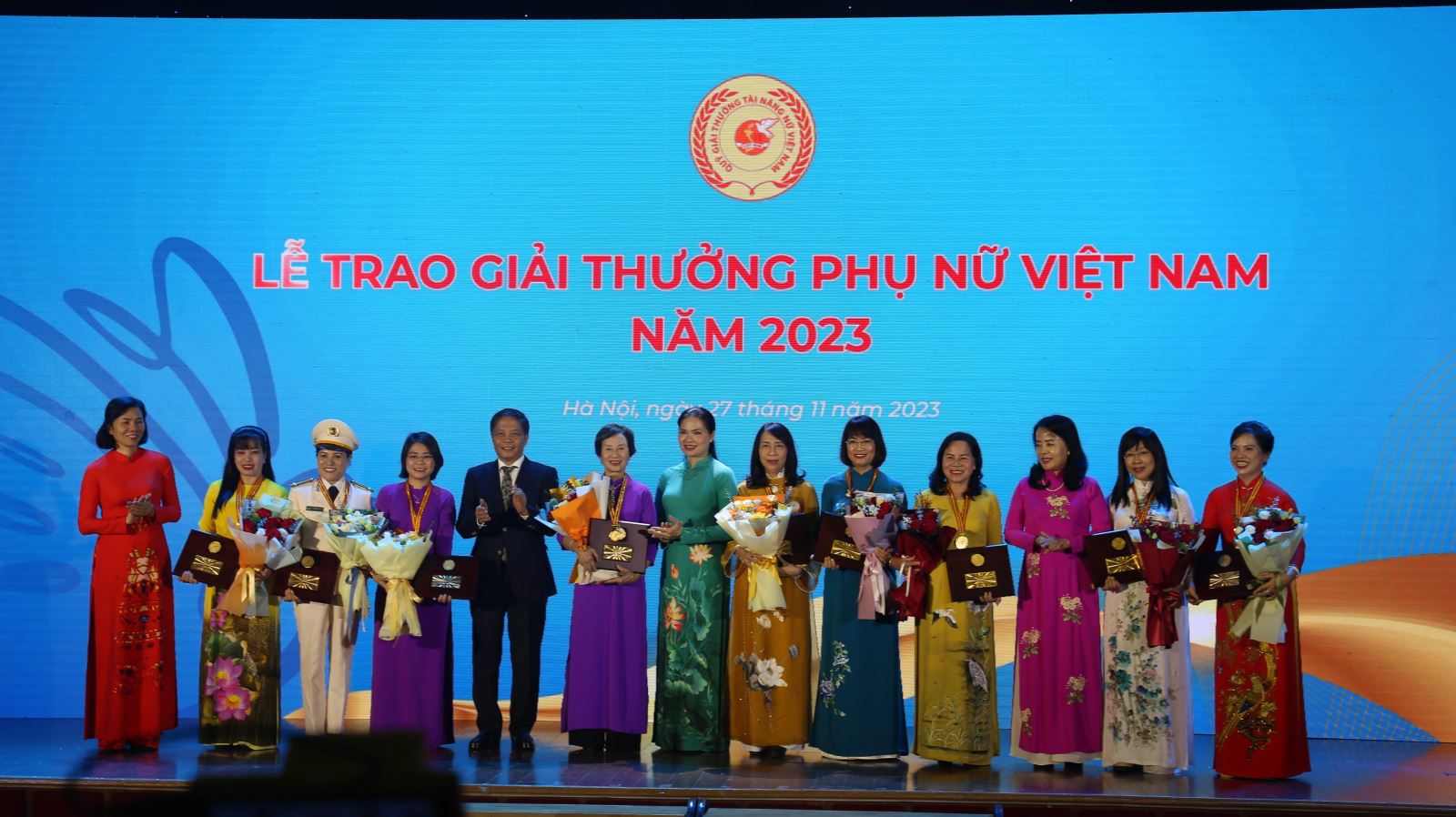  Các cá nhân, tập thể được trao Giải thưởng Phụ nữ năm 2022 và năm 2023.