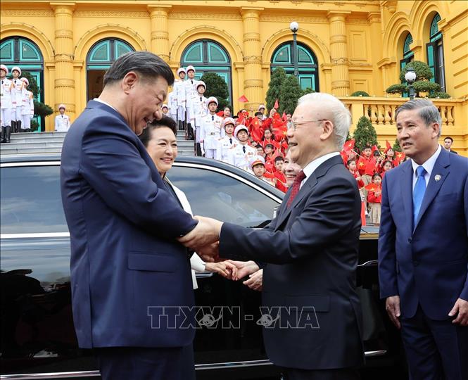 Tổng Bí thư Nguyễn Phú Trọng chủ trì Lễ đón chính thức Tổng Bí thư, Chủ tịch nước Trung Quốc Tập Cận Bình