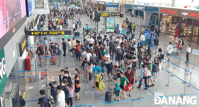 Visitors at Da Nang International Airport