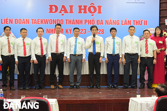 Ban chấp hành Liên đoàn Taekwondo thành phố, nhiệm kỳ 2023-2028 ra mắt. Ảnh: T.D