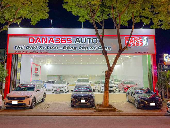 Showroom DANA365 AUTO.