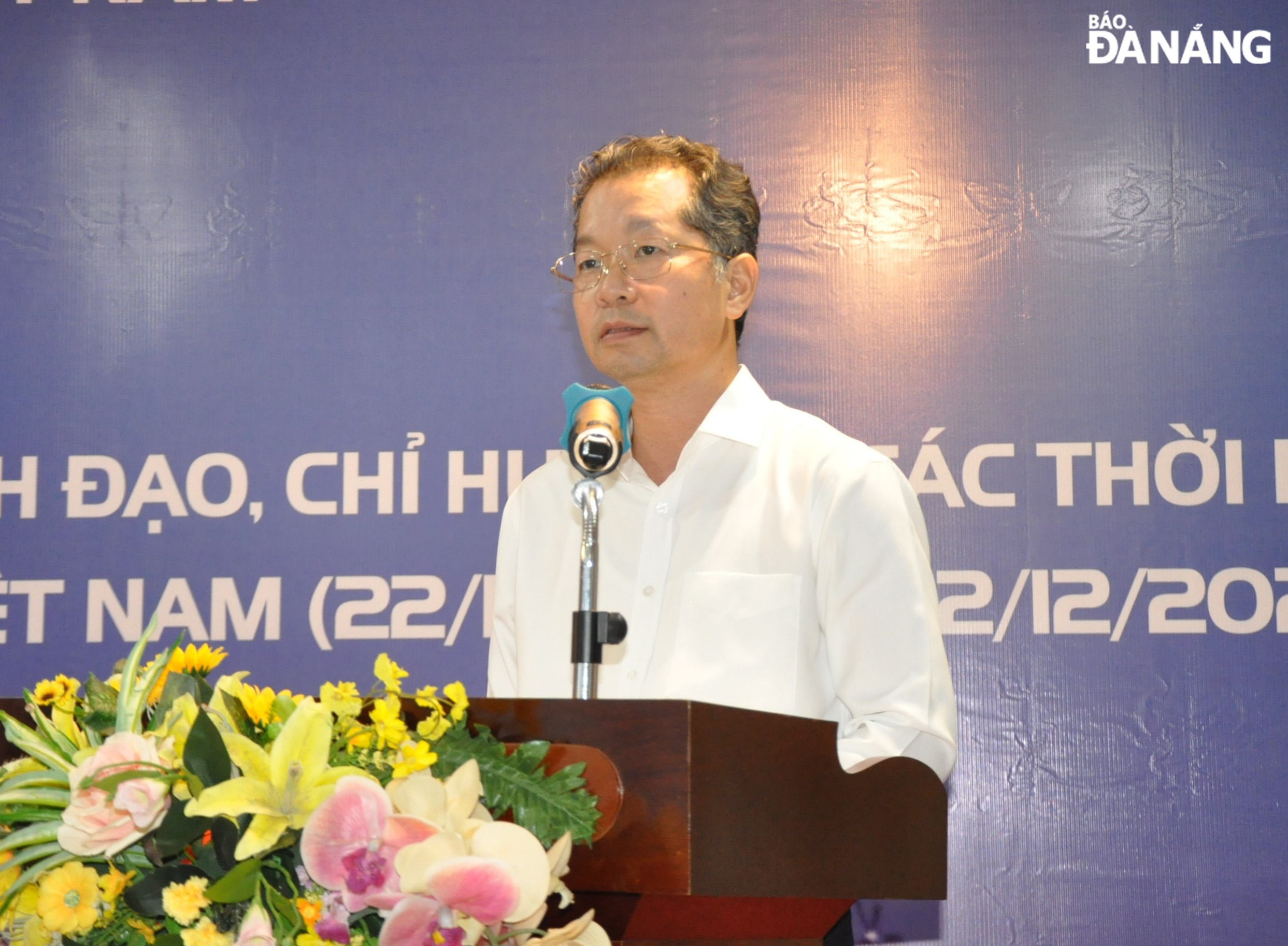 Da Nang Party Committee Secretary Nguyen Van Quang speaking at the meeting. Photo: LE HUNG