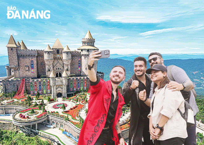 Tourists enjoy taking photos at Sun World Ba Na Hills tourist area. Photo: THU HA