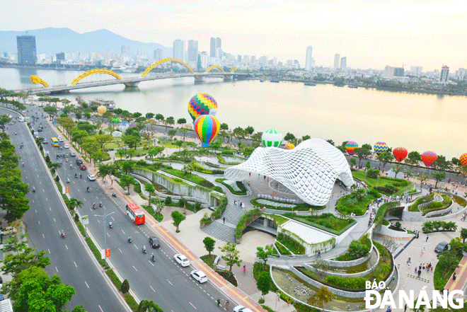 Năm 2024, thành phố sẽ tổ chức các hoạt động văn hóa - lễ hội hai bờ sông Hàn theo tiêu chí mới lạ, hấp dẫn, bám sát với nhu cầu, thị hiếu của người dân và du khách. Ảnh: X.D
