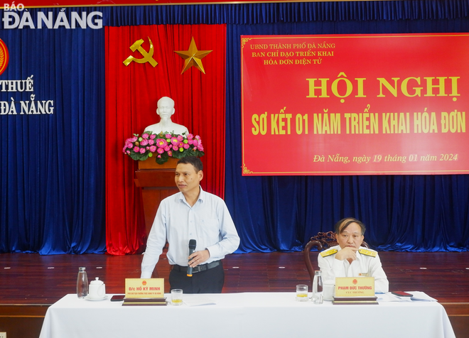 Da Nang People's Committee Vice Chairman Ho Ky Minh speaking at the event