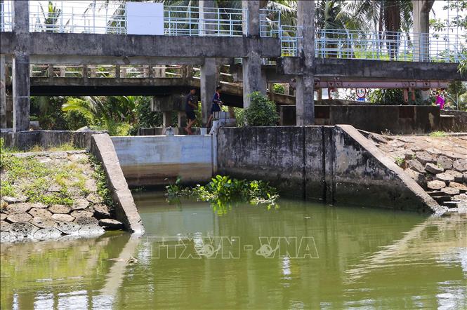 Cống ngăn mặn Kênh Lầu, xã Hỏa Tiến, thành phố Vị Thanh, tỉnh Hậu Giang. Ảnh: Duy Khương/TTXVN