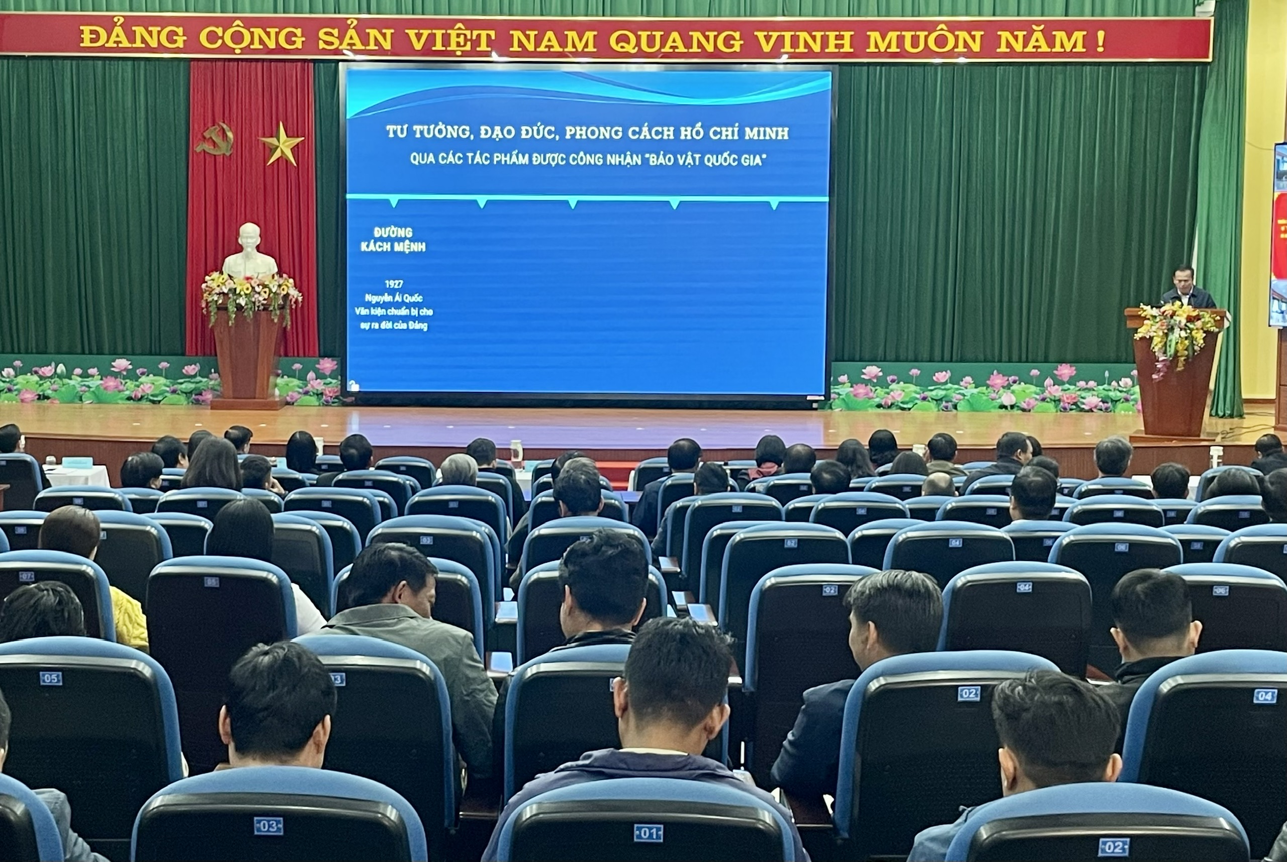 Hội Nhà báo thành phố gặp mặt nguyên lãnh đạo và cán bộ văn phòng qua ...