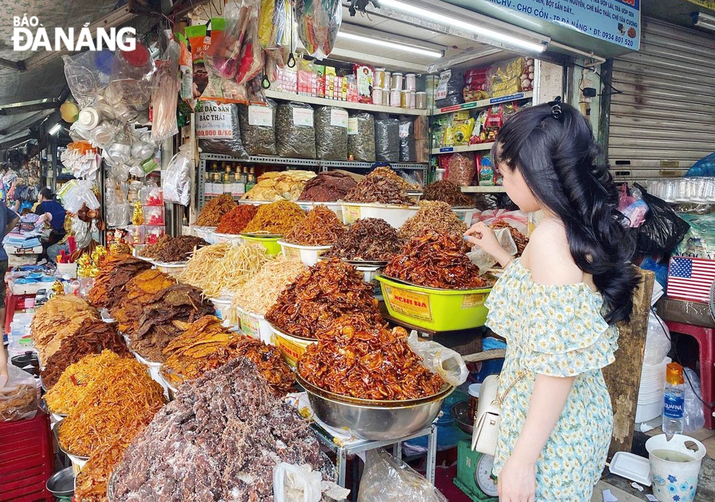 Da Nang cuisine is always a product that attracts domestic and international tourists. Photo: CHIEN THANG