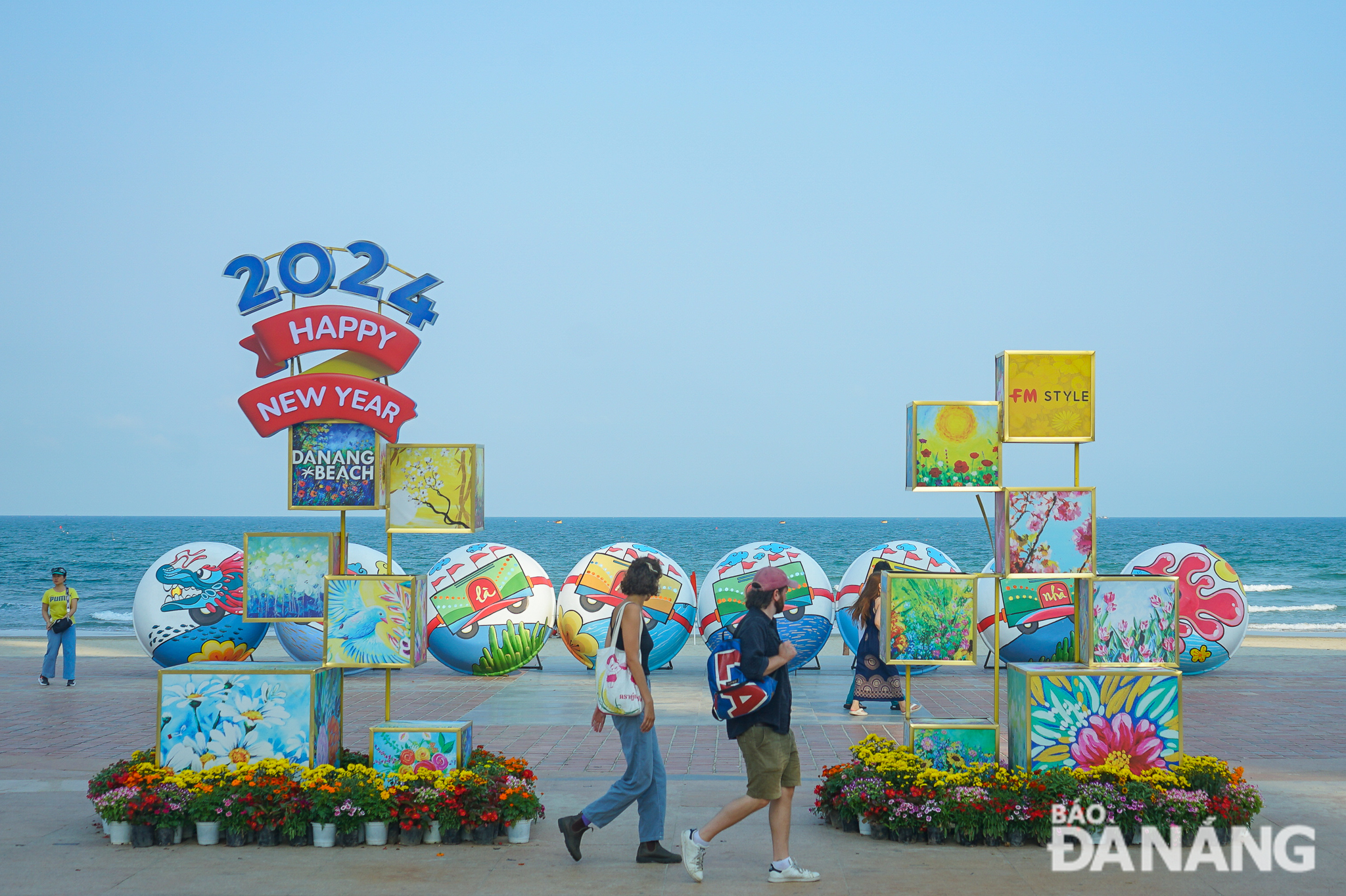 A beautiful check-in spot located at the East Sea Park, Son Tra District, Da Nang, for local residents and tourists. Photo: X.S