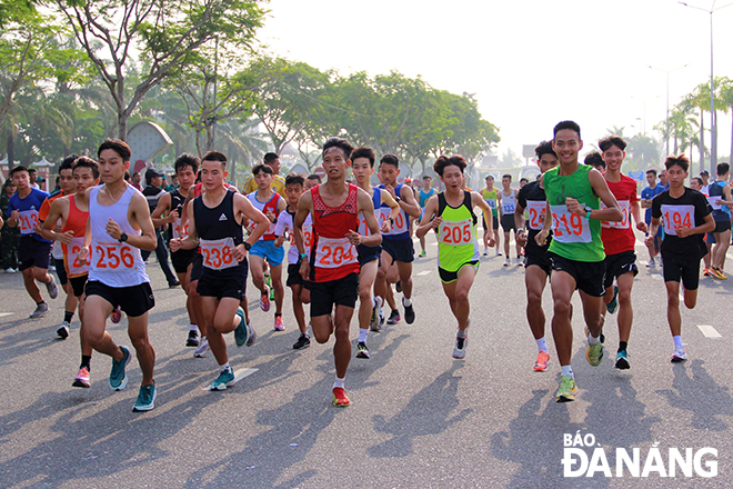 The Da Nang Newspaper Road Race is one of the large-scale sports tournaments in the city over the past 27 years.