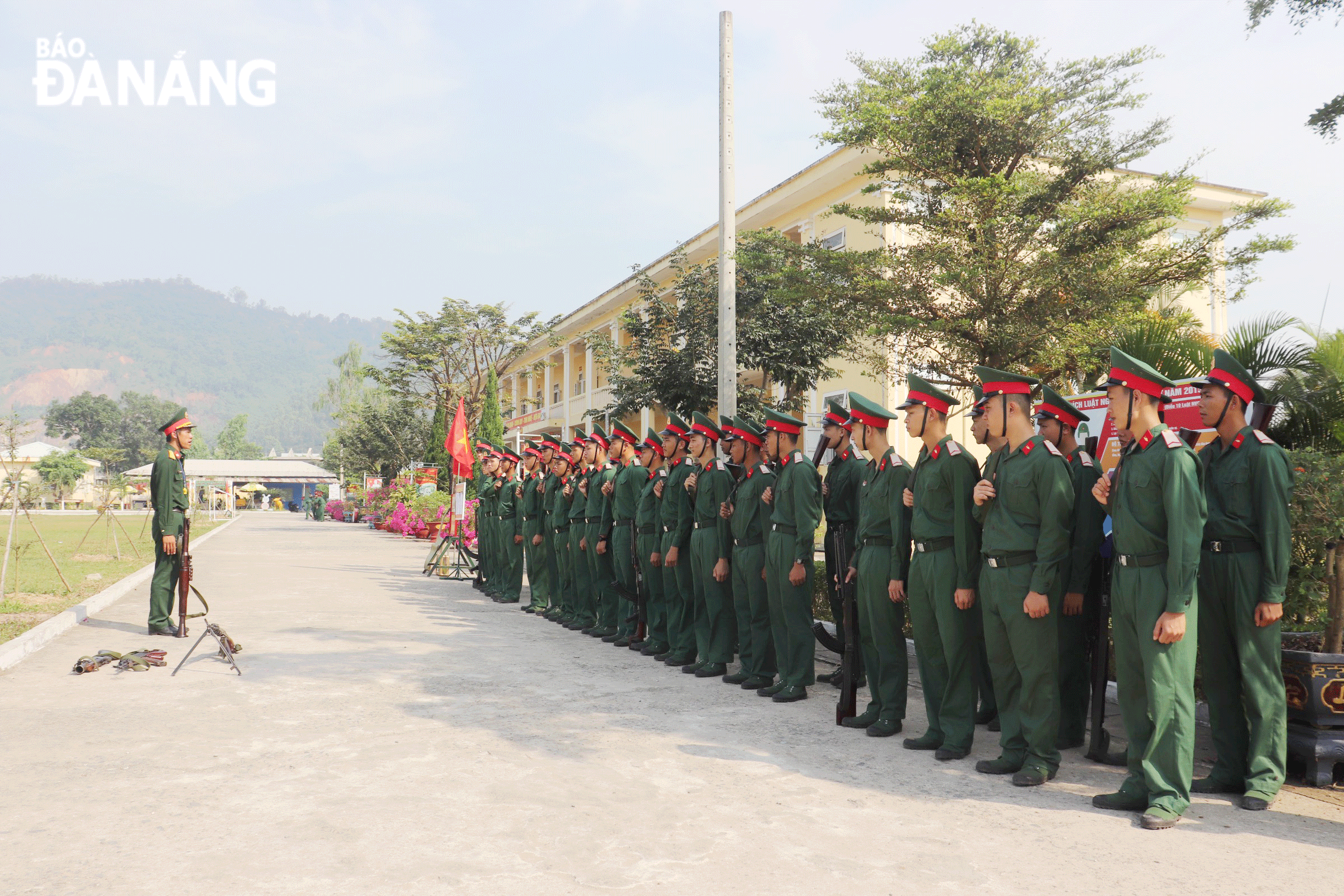 Những ngày đầu trong quân ngũ