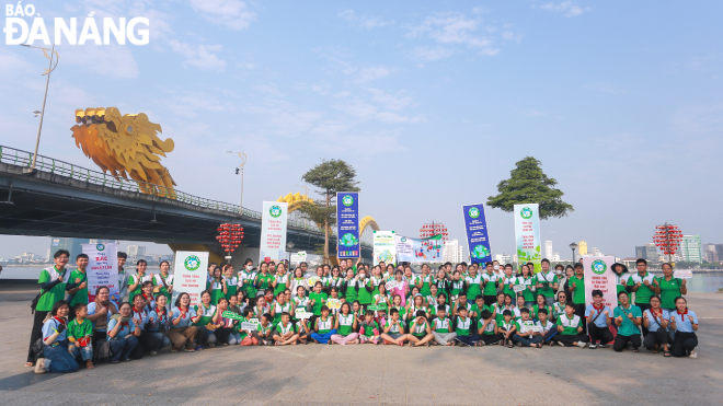 The activity attracts the participation of many people in the city, contributing to spreading the message that environmental protection is a common responsibility of the entire society.