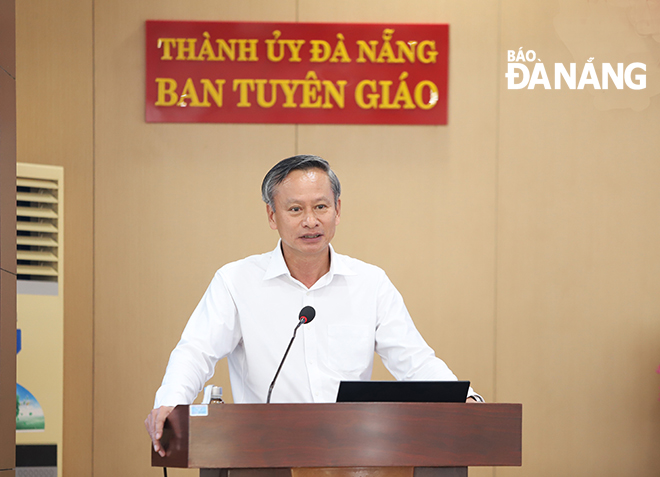  Trưởng ban Tuyên giáo Thành ủy Đoàn Ngọc Hùng Anh phát biểu kết luận hội nghị. Ảnh: NGỌC PHÚ