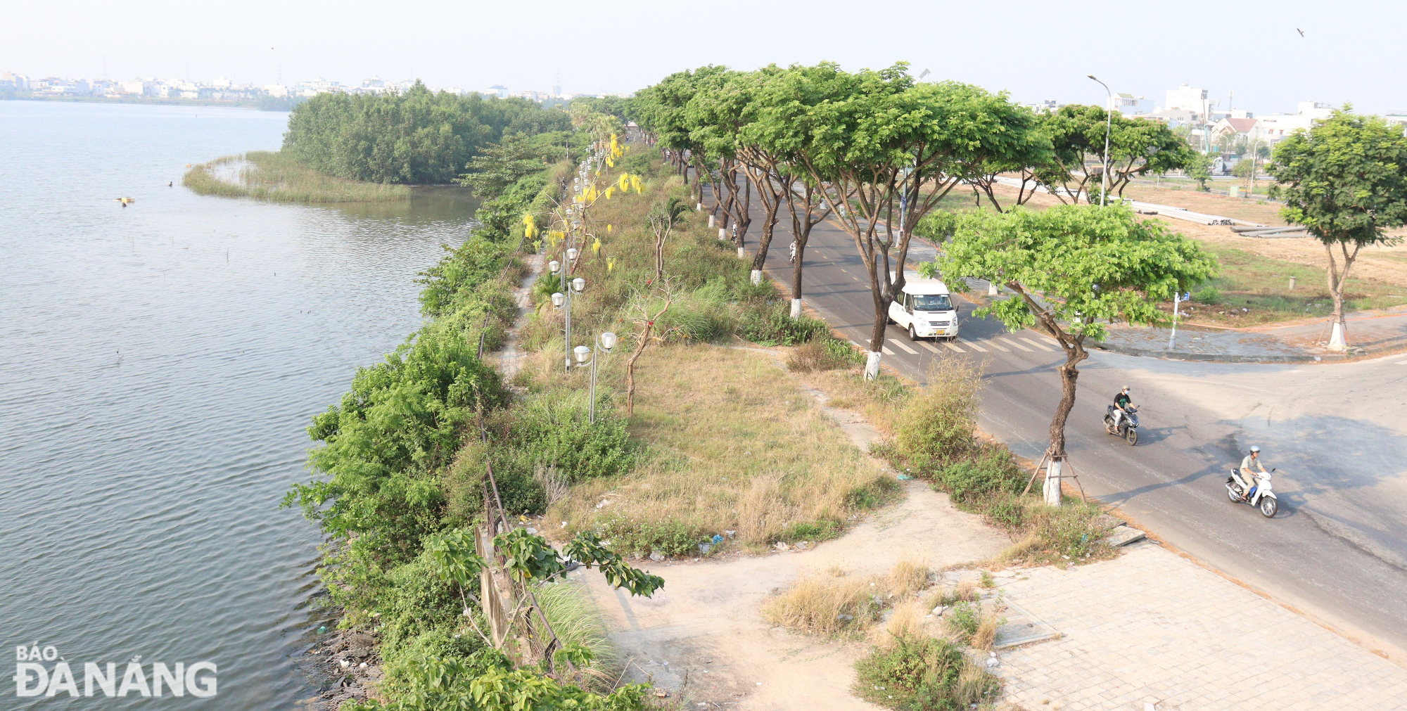 The project will create a walking route along the Han River connecting with the unique mangrove landscape. Photo: HOANG HIEP