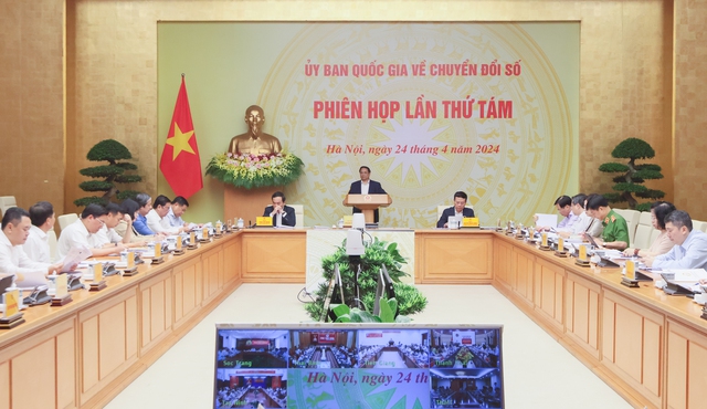Thủ tướng Phạm Minh Chính, Chủ tịch Ủy ban Quốc gia về chuyển đổi số chủ trì phiên họp 