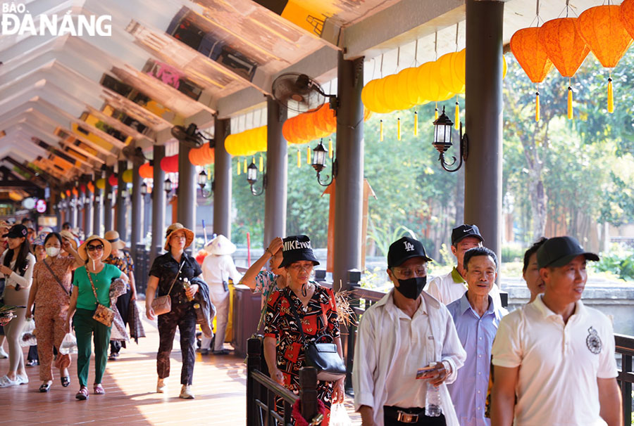 The Sun World Ba Na Hills tourist area is also an ideal destination for domestic and international tourists during the holiday. Photo: THU HA