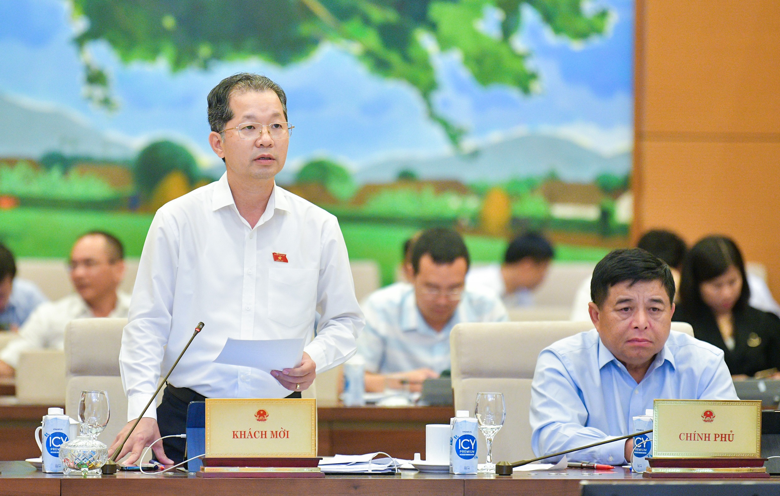 Ủy ban Thường vụ Quốc hội cho ý kiến dự thảo nghị quyết sửa đổi, bổ sung nghị quyết của quốc hội về thí điểm tổ chức mô hình chính quyền đô thị thành phố Đà Nẵng