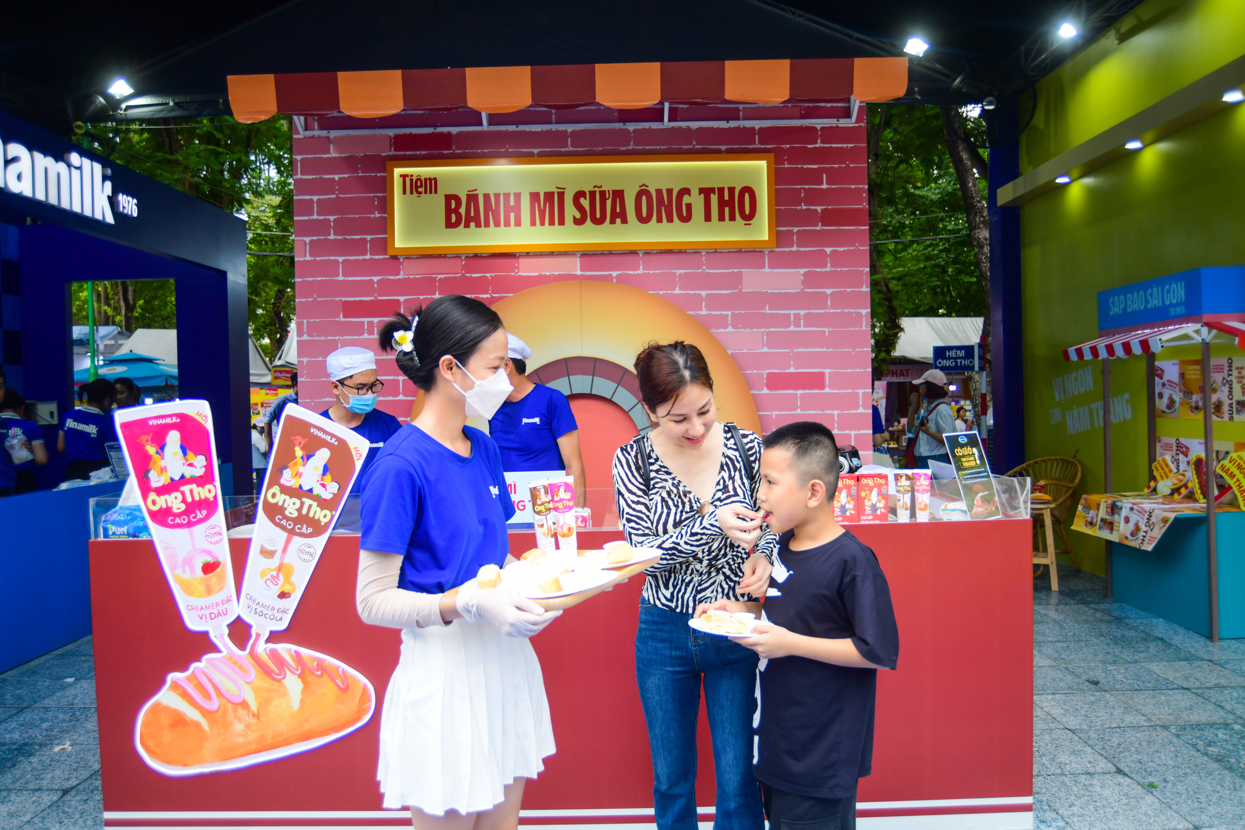 Vinamilk và sữa đặc Ông Thọ tôn vinh ẩm thực việt với các món ăn ấn tượng tại lễ hội bánh mì 2024