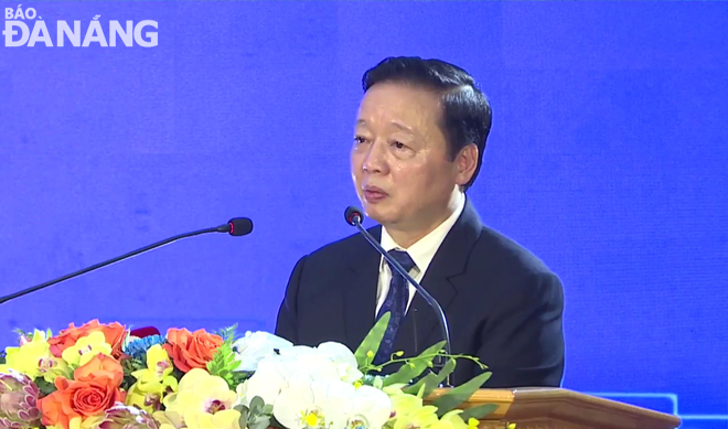 Deputy Prime Minister Tran Hong Ha speaking at the conference. Photo: M.Q