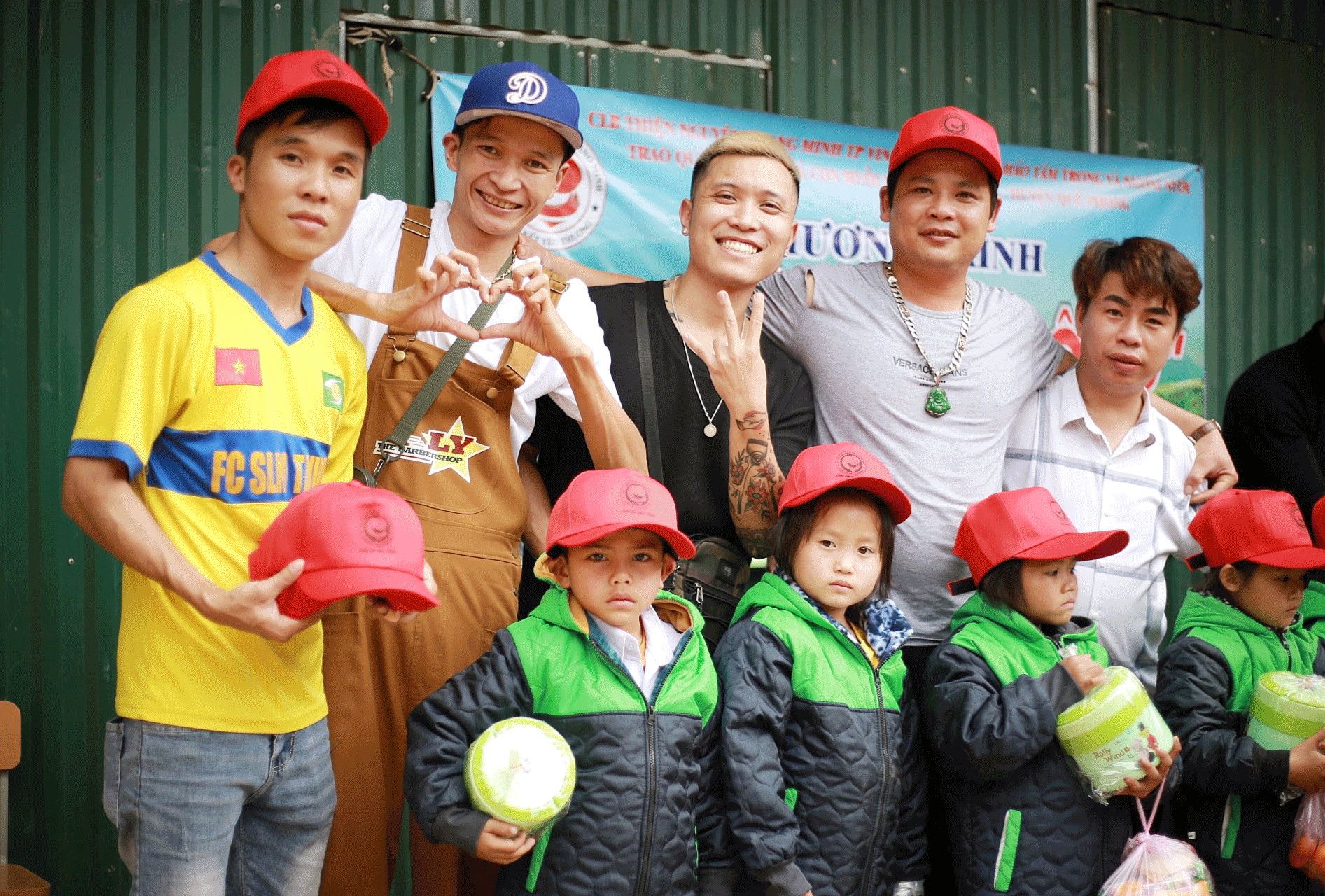 Mr Nguyen Khac Nhu (left, second) is a shining example for the city's youth union members and young people to study, strive, and cultivate themselves. Photo courtesy of the character