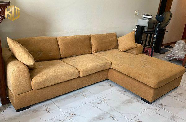Bọc lại ghế sofa là giải pháp giúp tiết kiệm rất nhiều chi phí.
