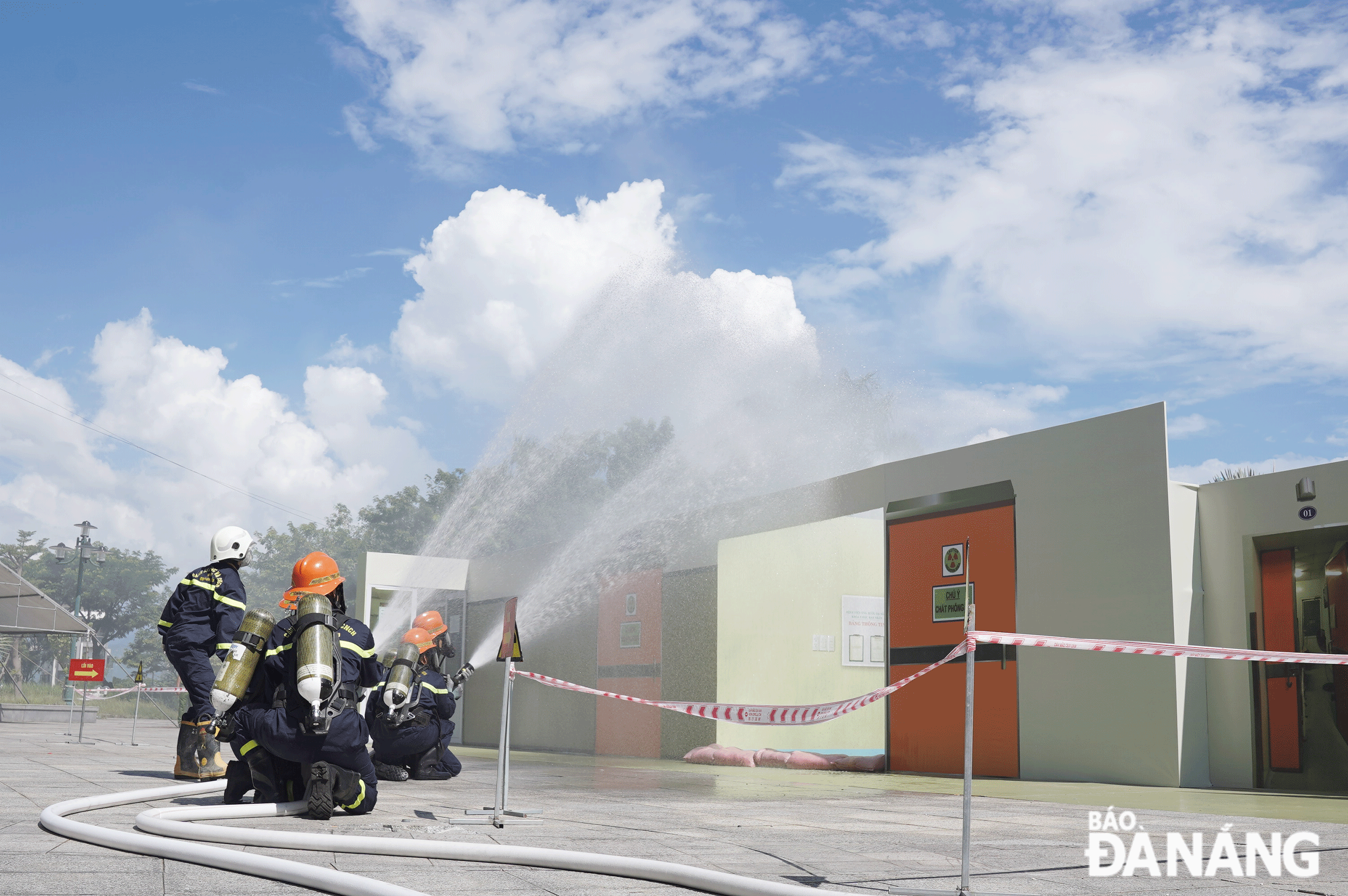 Radiation and nuclear incident response drill in September 2023 at the Da Nang Oncology Hospital. Photo: VIET AN