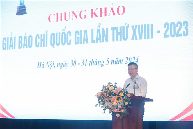 Ông Lê Quốc Minh, Chủ tịch Hội nhà báo Việt Nam, Chủ tịch Hội đồng chung khảo, Tổng Biên tập báo Nhân dân phát biểu khai mạc. Ảnh: Minh Quyết/TTXVN