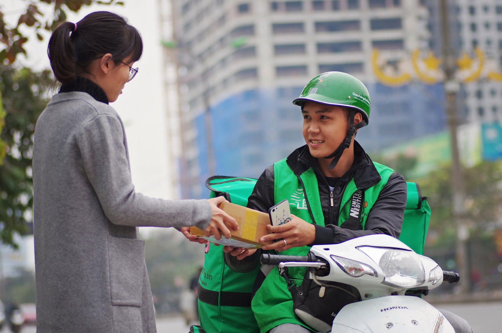 Quản lý chất lượng hàng hóa trên nền tảng thương mại điện tử