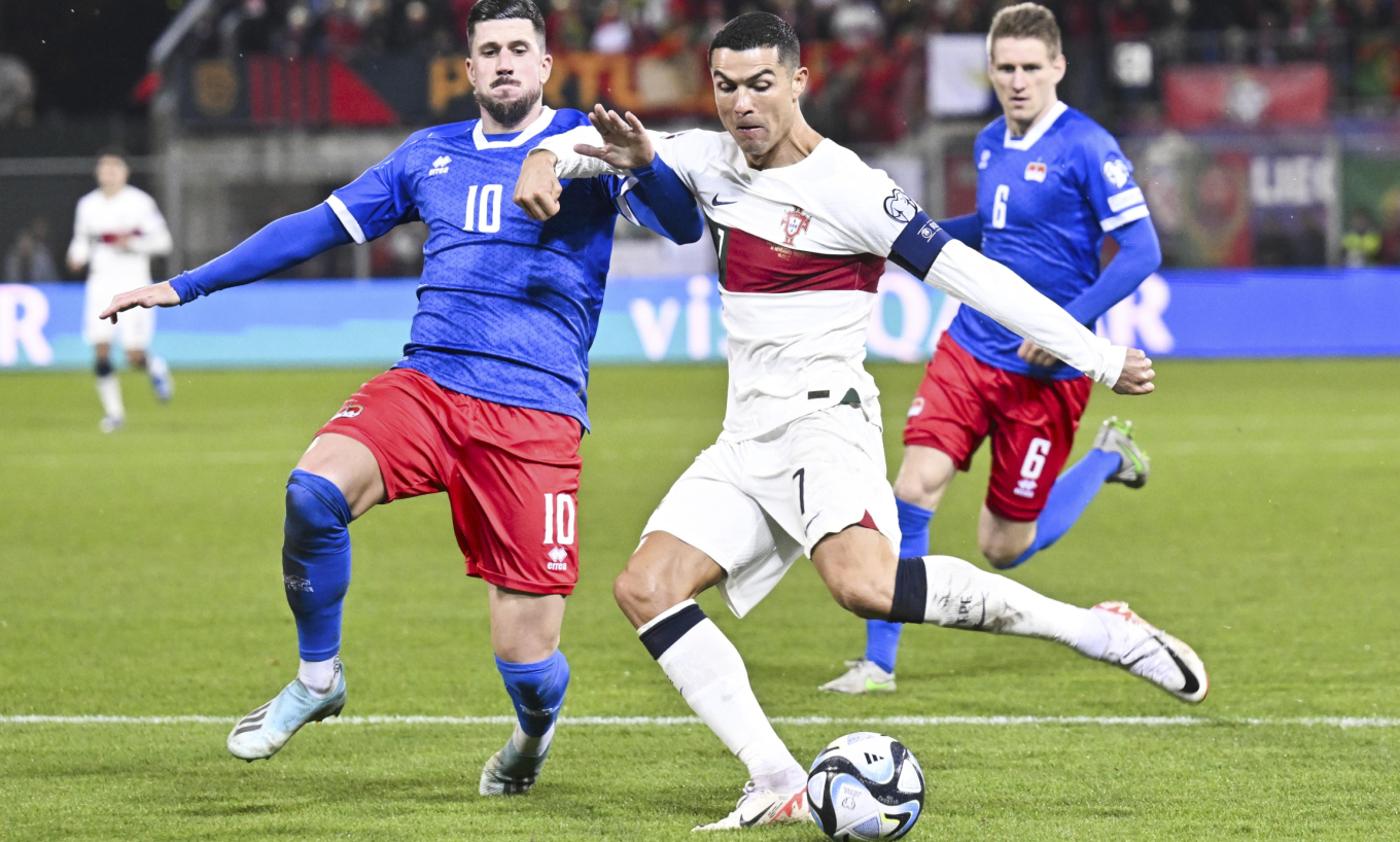 Lượt trận đầu tiên bảng F: Bồ Đào Nha và niềm hy vọng Ronaldo