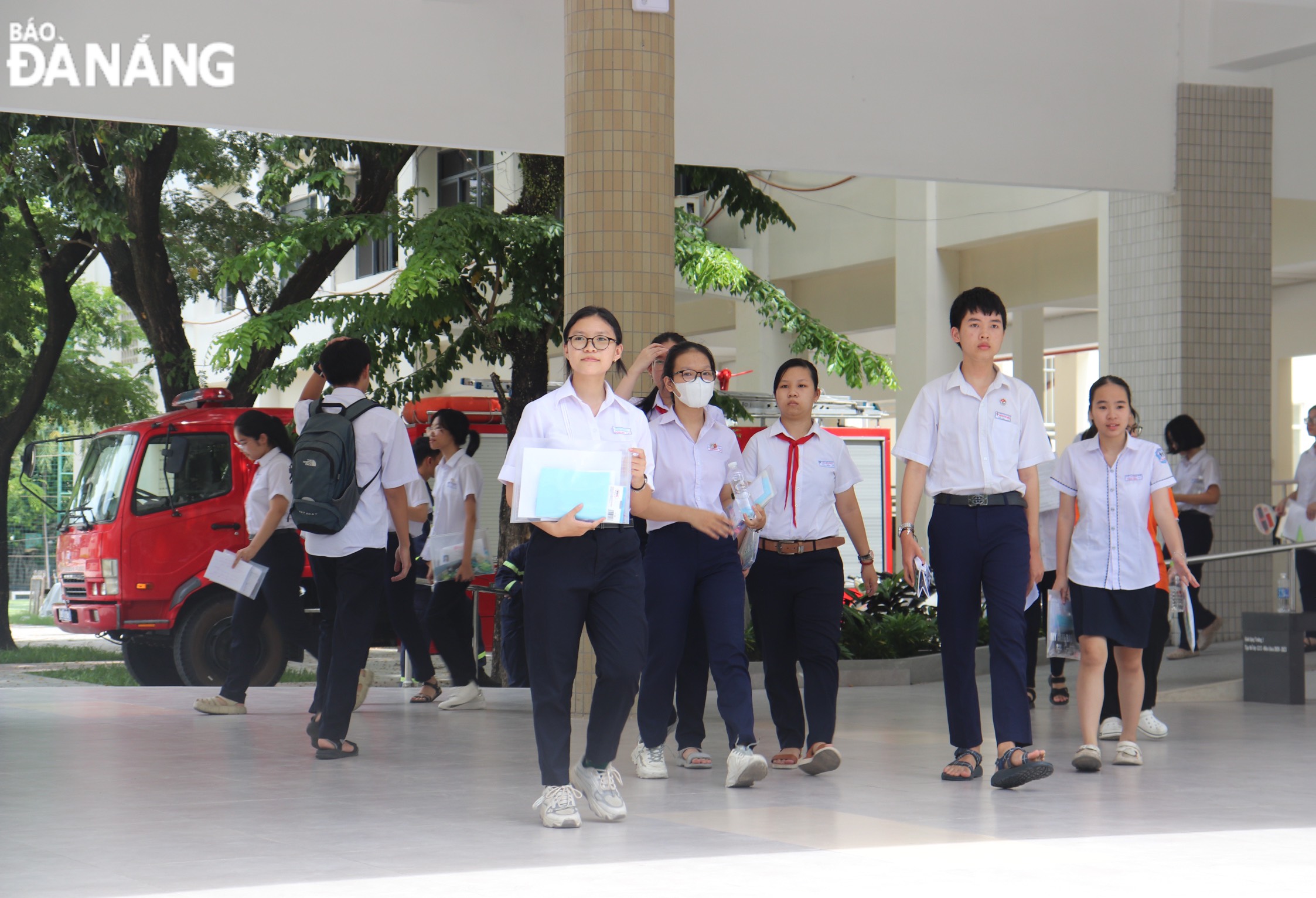 On June 4, pupils will take a 150-minute specialised exam to be enrolled to the Le Quy Don Senior High School for the Gifted. 