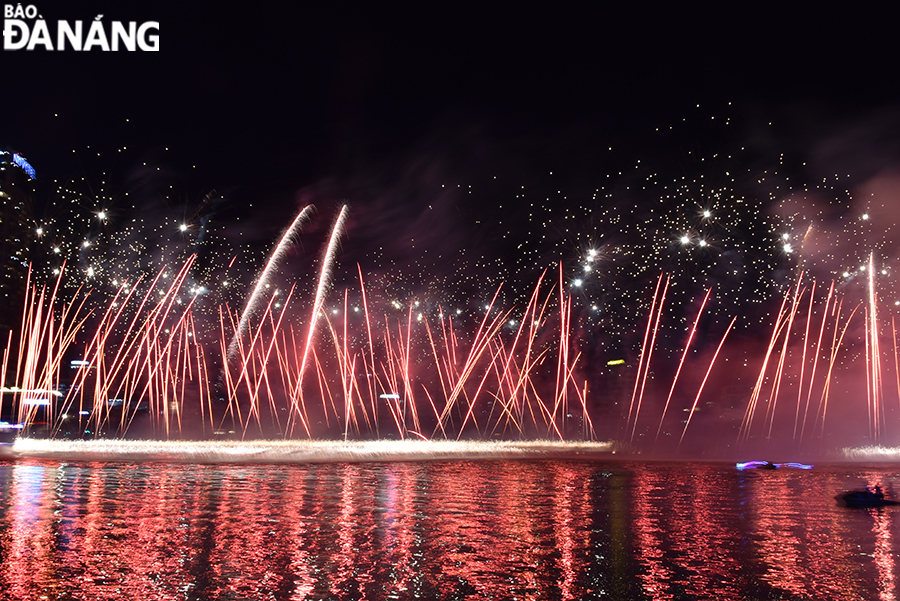 Jet-ski and flyboard performances along with fireworks make the opening night more exciting.