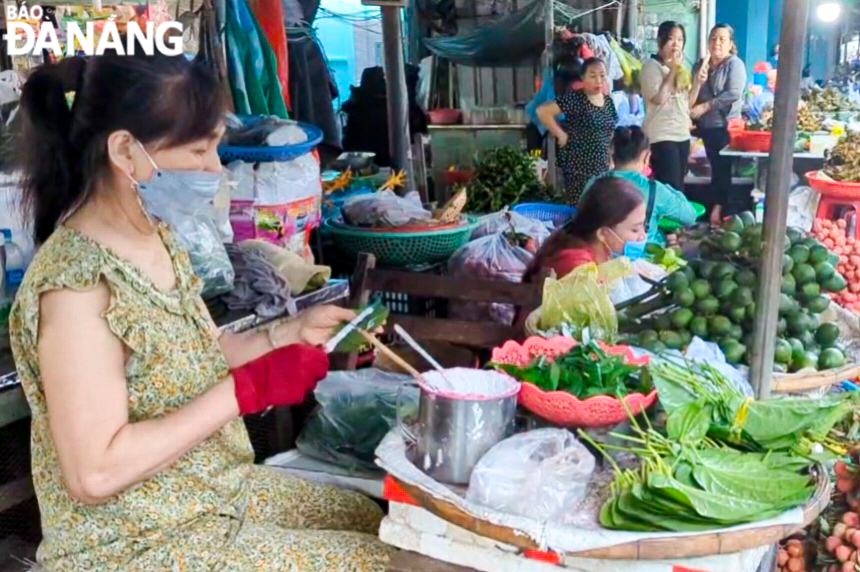 Cau, trầu được nhiều người tìm kiếm trong dịp này.