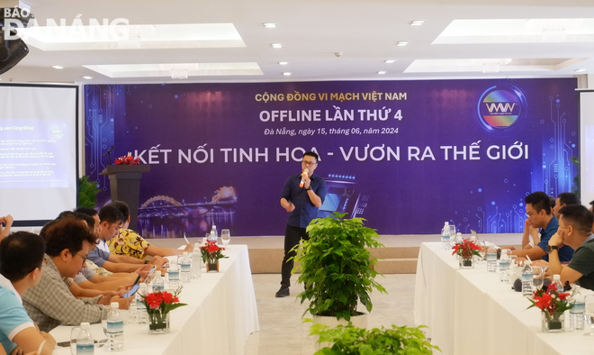 Buổi gặp mặt thảo luận về các giải pháp thu hút nhân lực vi mạch tới Đà Nẵng. Ảnh: M.Q