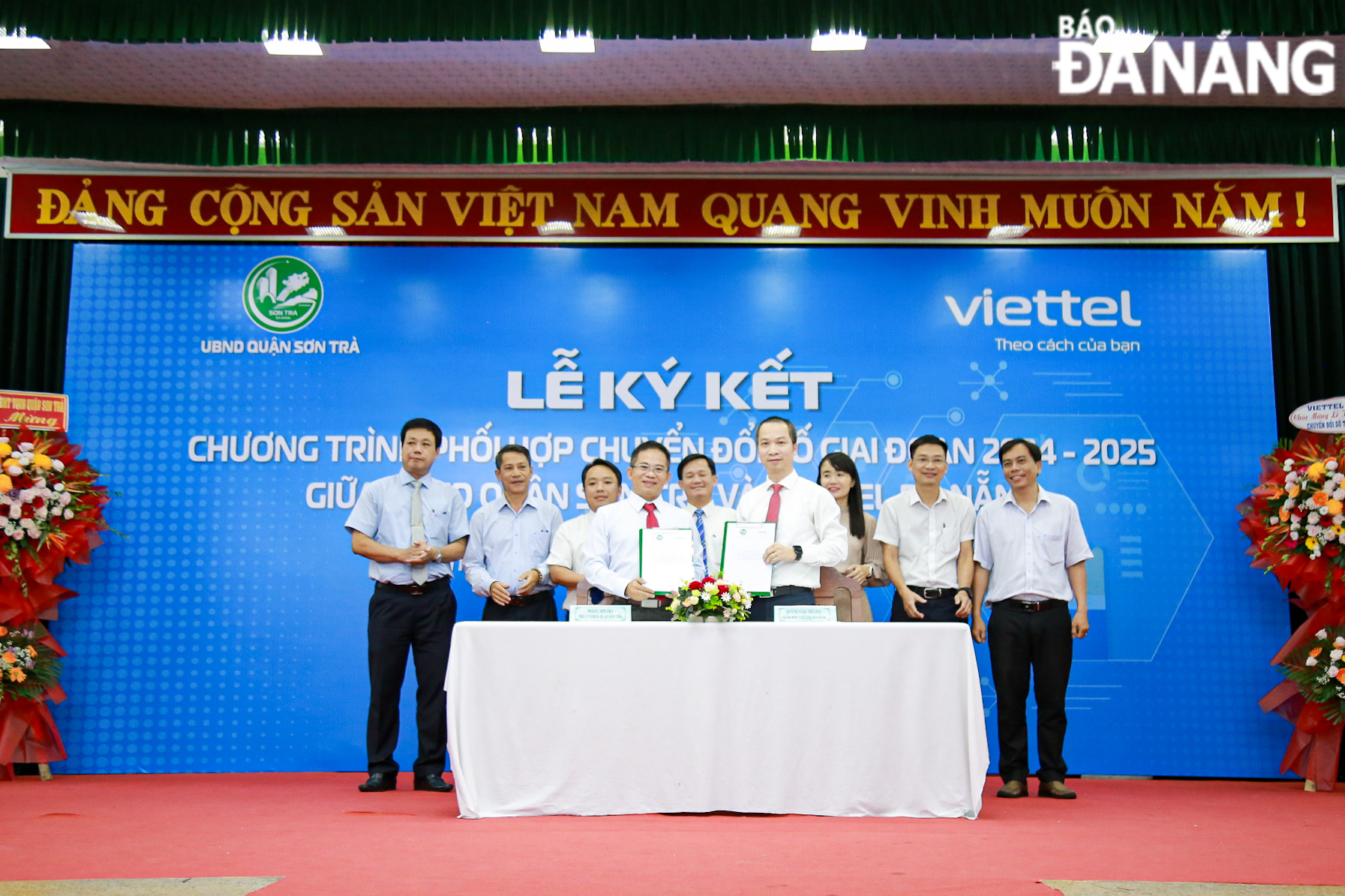 The signing of the Memorandum of Understanding between Son Tra District authorities and Viettel Da Nang took place on Thursday.