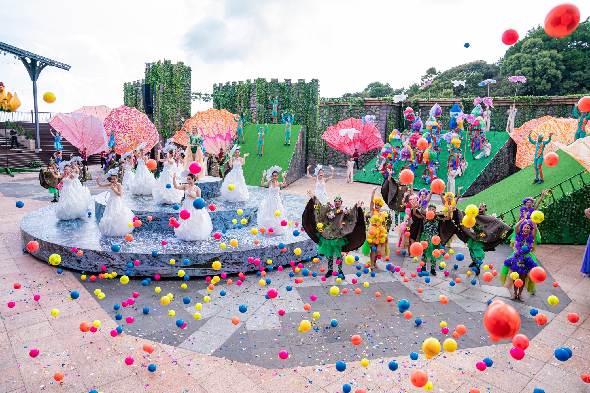 Fairy Blossom - Khu vườn Thần tiên, chính thức ra mắt du khách tại Sun World Ba Na Hills từ 16/6.