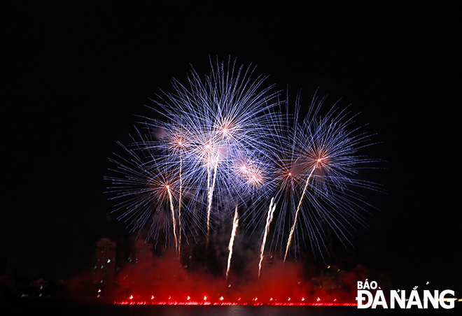 After heavy rain, Poland's performance started with exciting music background