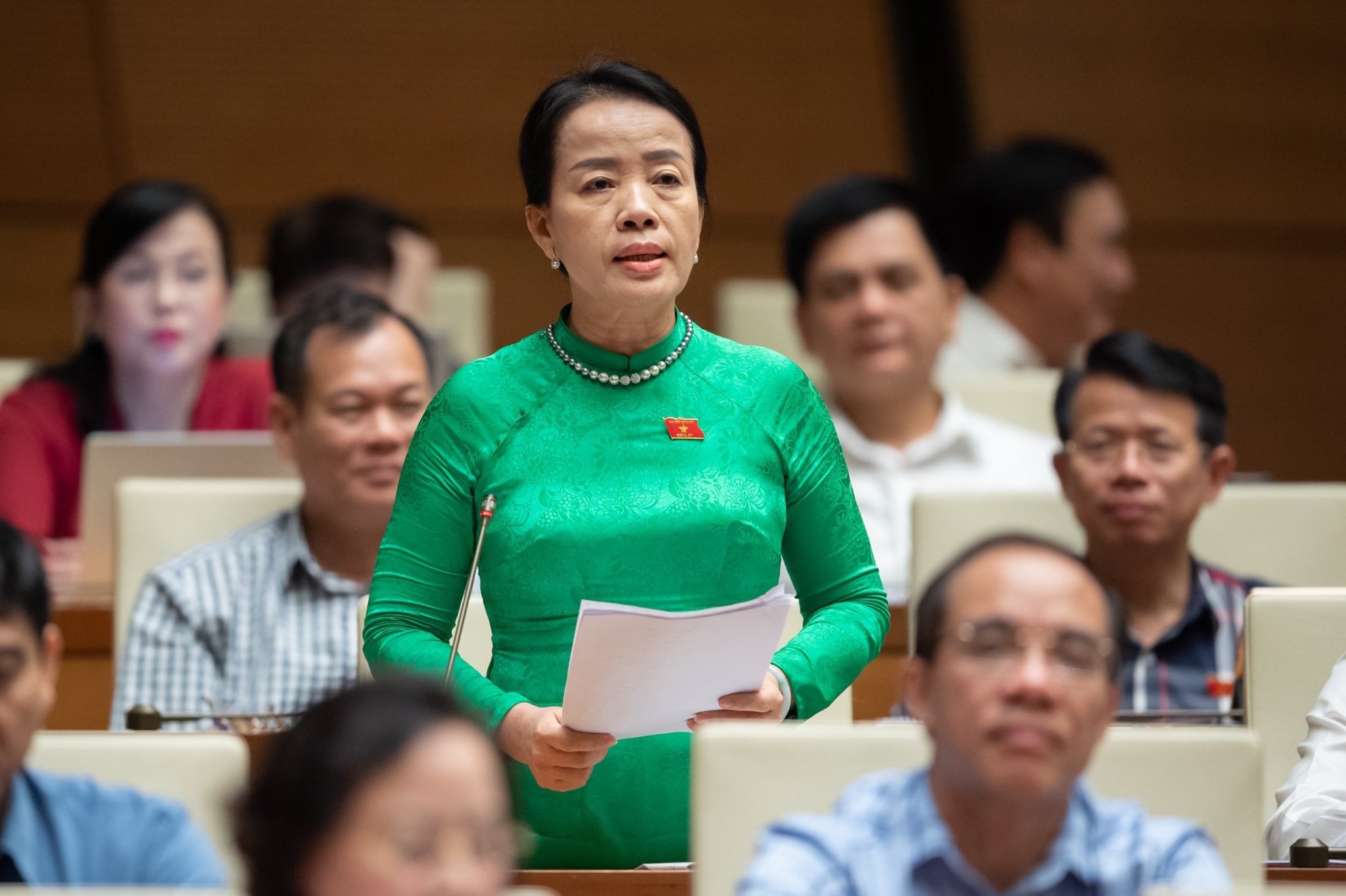 17 năm làm đại biểu Quốc hội, bà Nguyễn Thị Kim Thúy luôn thể hiện tinh thần, trách nhiệm của đại biểu dân cử, tích cực phát biểu, chất vấn các vấn đề nóng trước nghị trường Quốc hội. Ảnh: PV