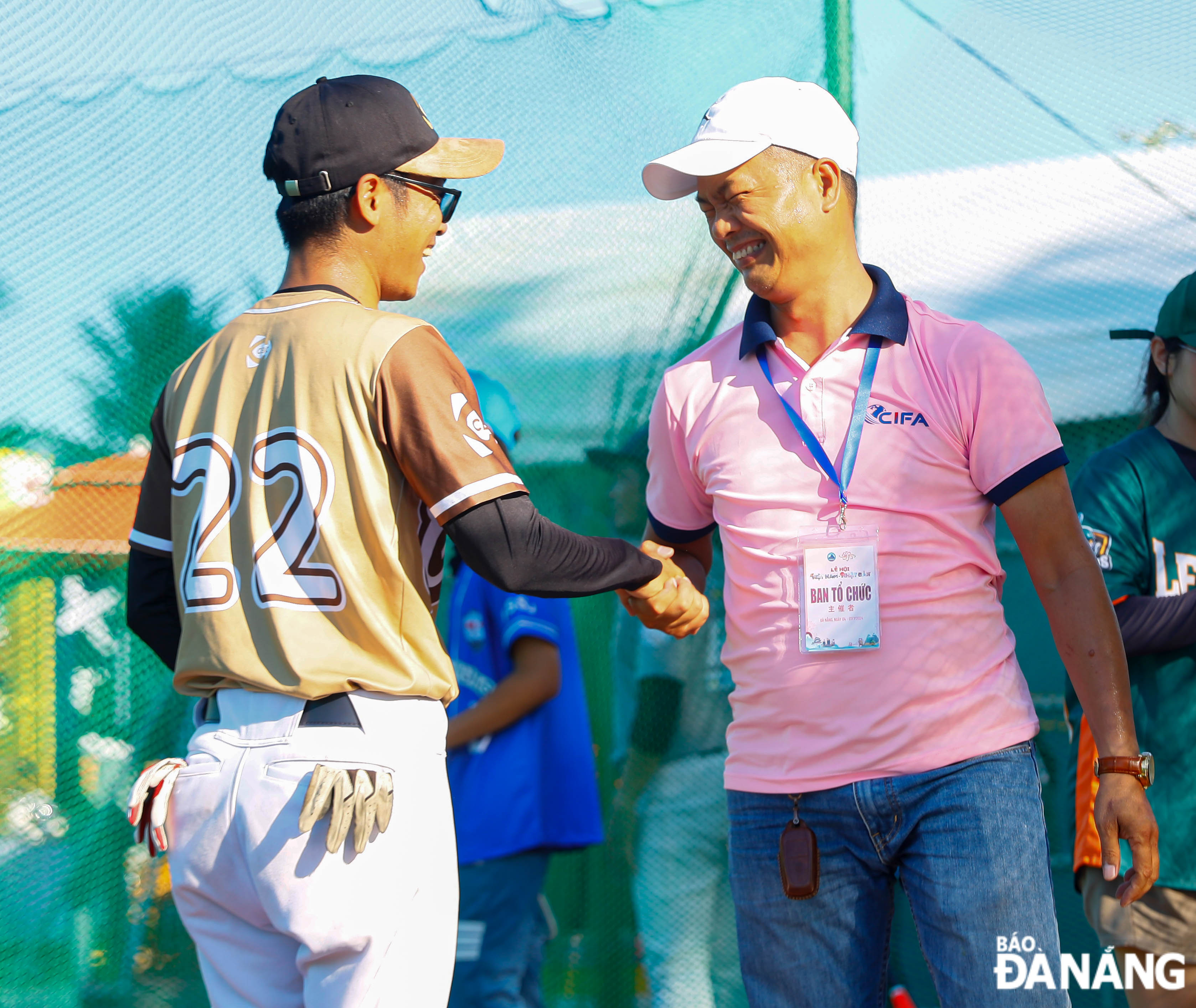 Men show his joy when experiencing Japanese baseball