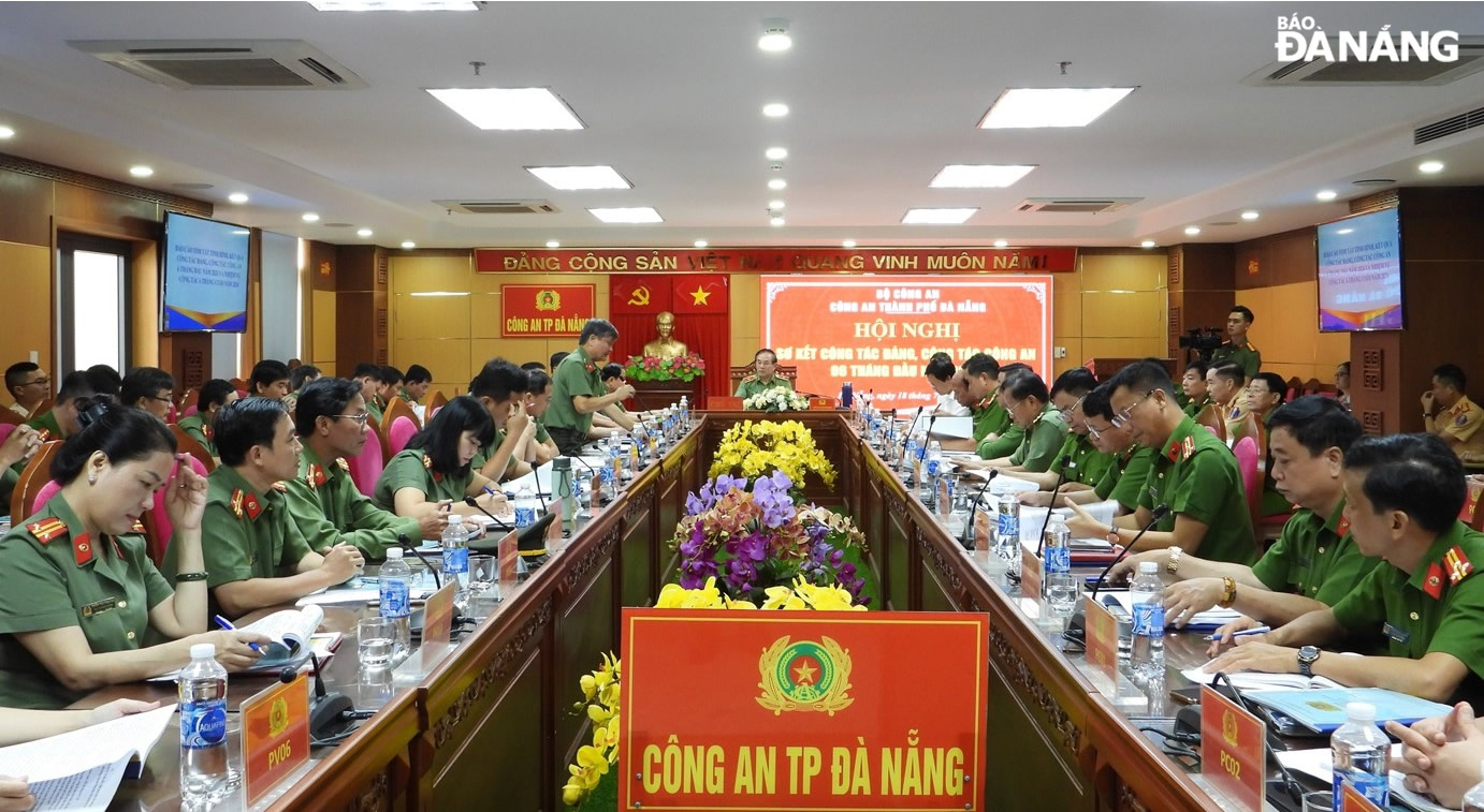 Quang cảnh hội nghị. Ảnh: L.H