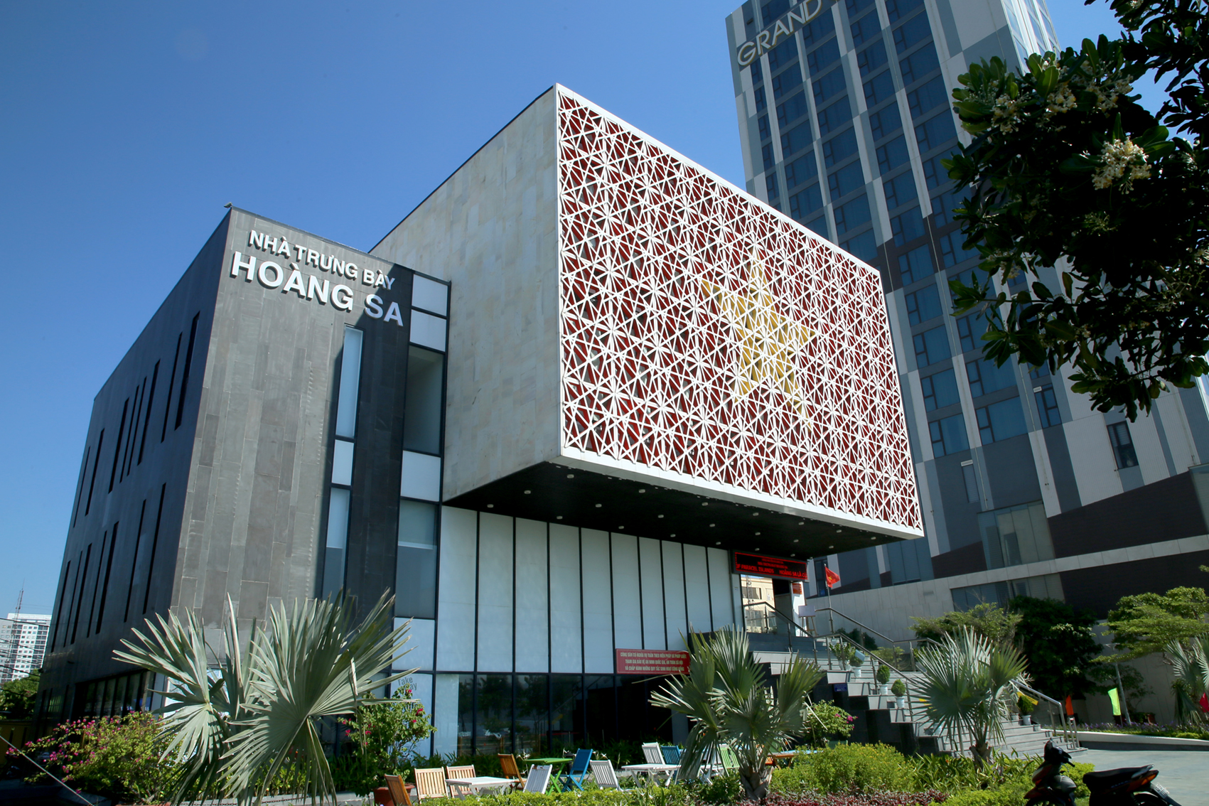 The Hoang Sa Exhibition House