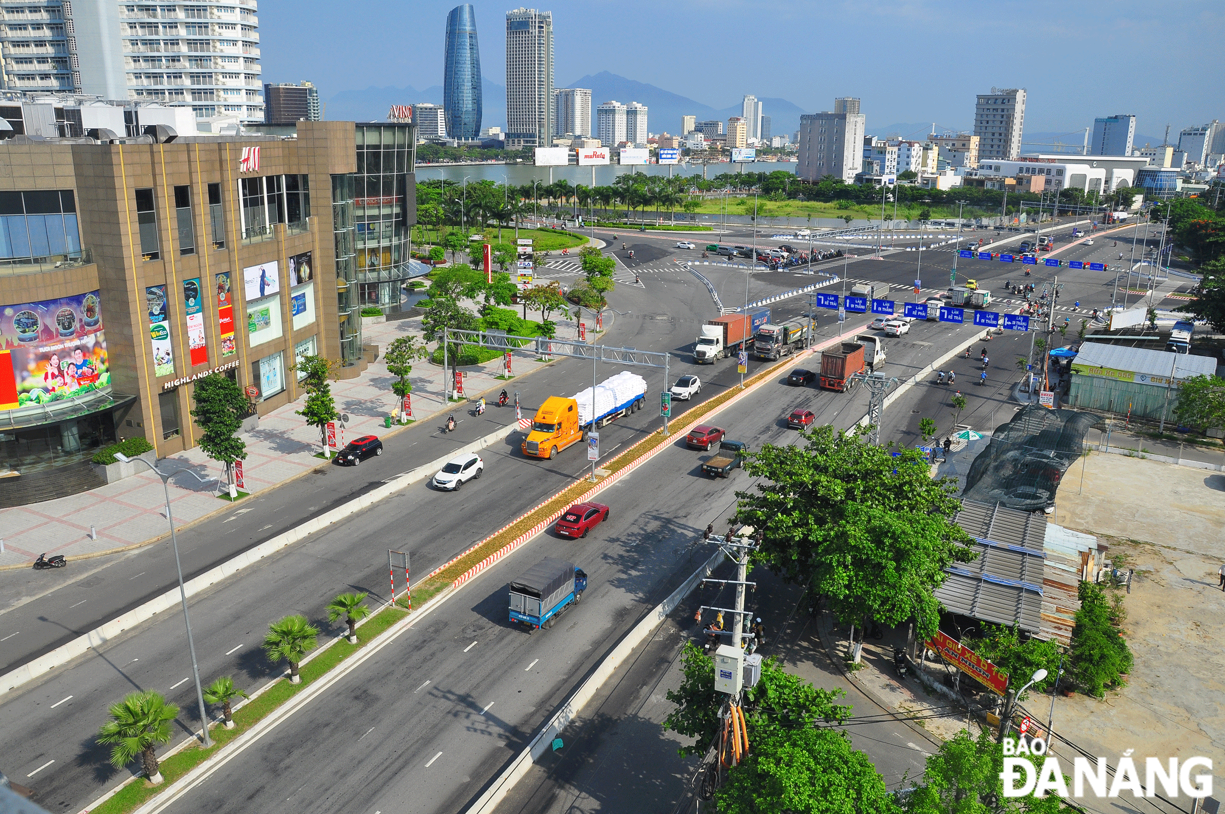  Da Nang’s transportation infrastructure is increasingly invested in modernity. Photo: THANH LAN