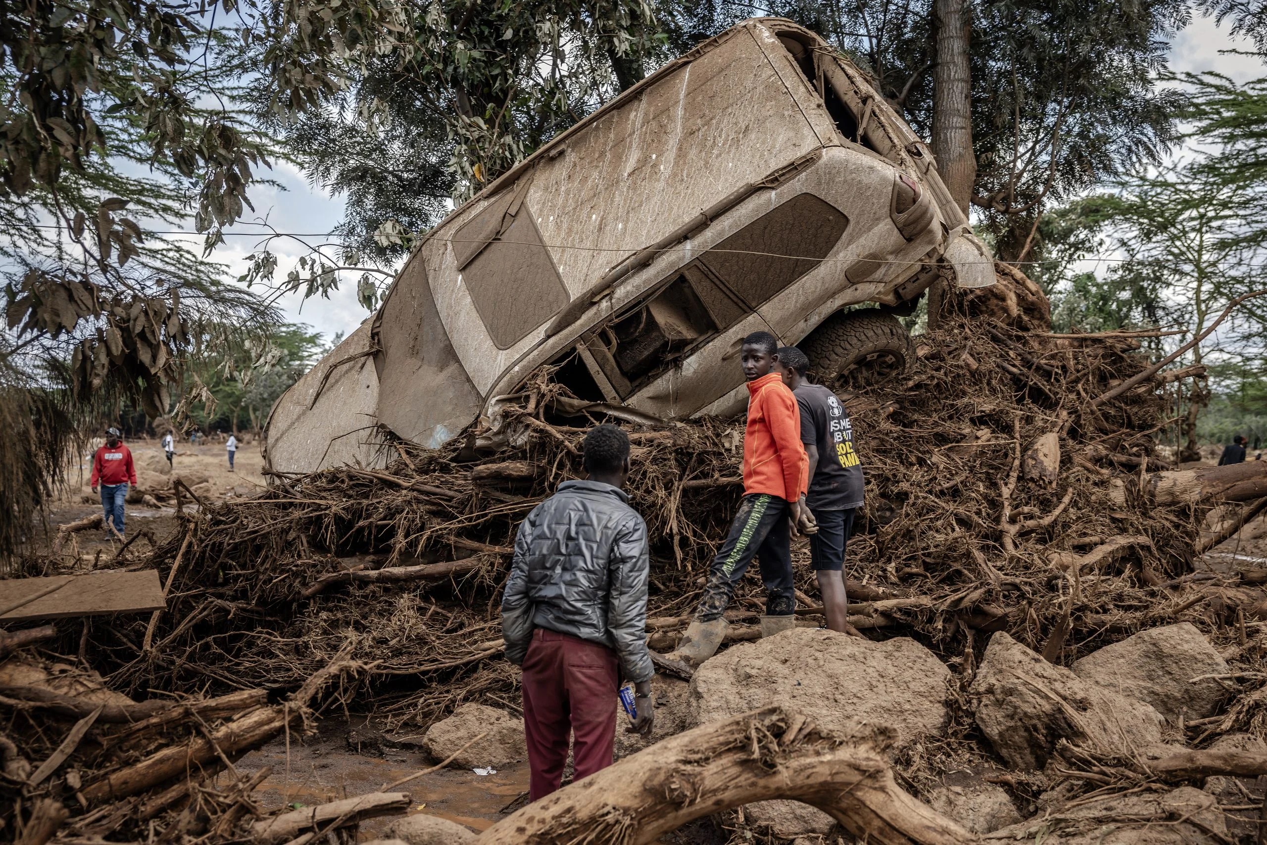 Lũ lụt tàn khốc ở Kenya vào đầu năm nay sau nhiều tuần mưa bất thường cộng thêm ảnh hưởng từ El Nino. Ảnh: AFP